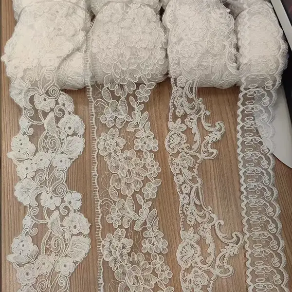 Thời trang và tinh tế lưới polyester thêu ren cho quần áo phụ nữ