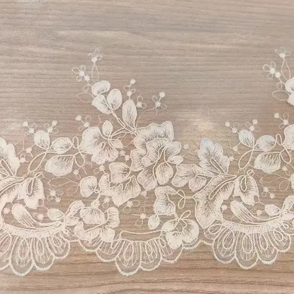 Cổ điển ren thêu polyester lưới tinh tế cho quần áo phụ nữ